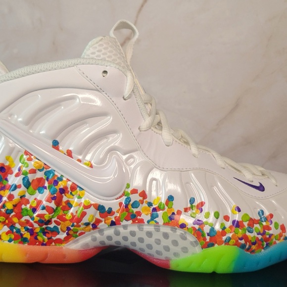 Nike Little Posite Pro “Fruity Pebbles” Youth Athletic Shoes Size